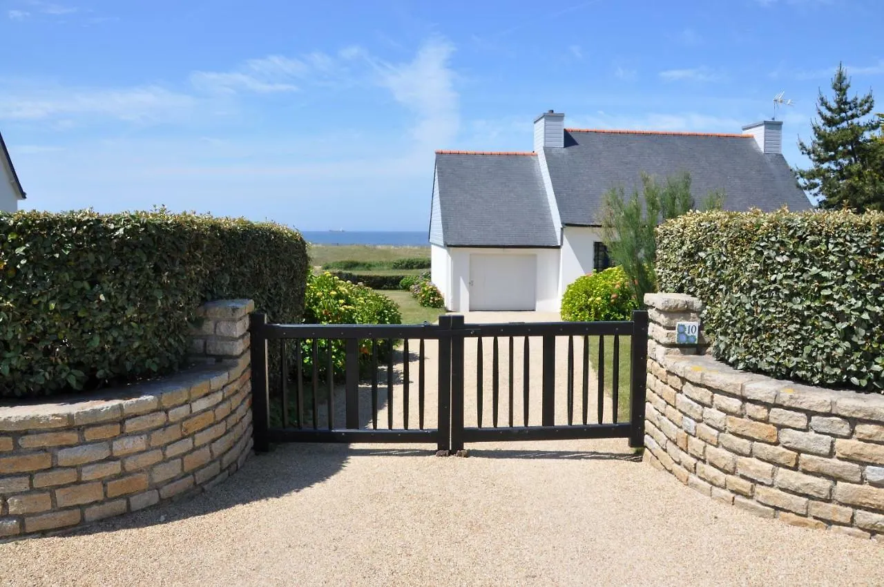 Maison De Vacances Au Bord De La Plage Trégunc 0*,  フランス