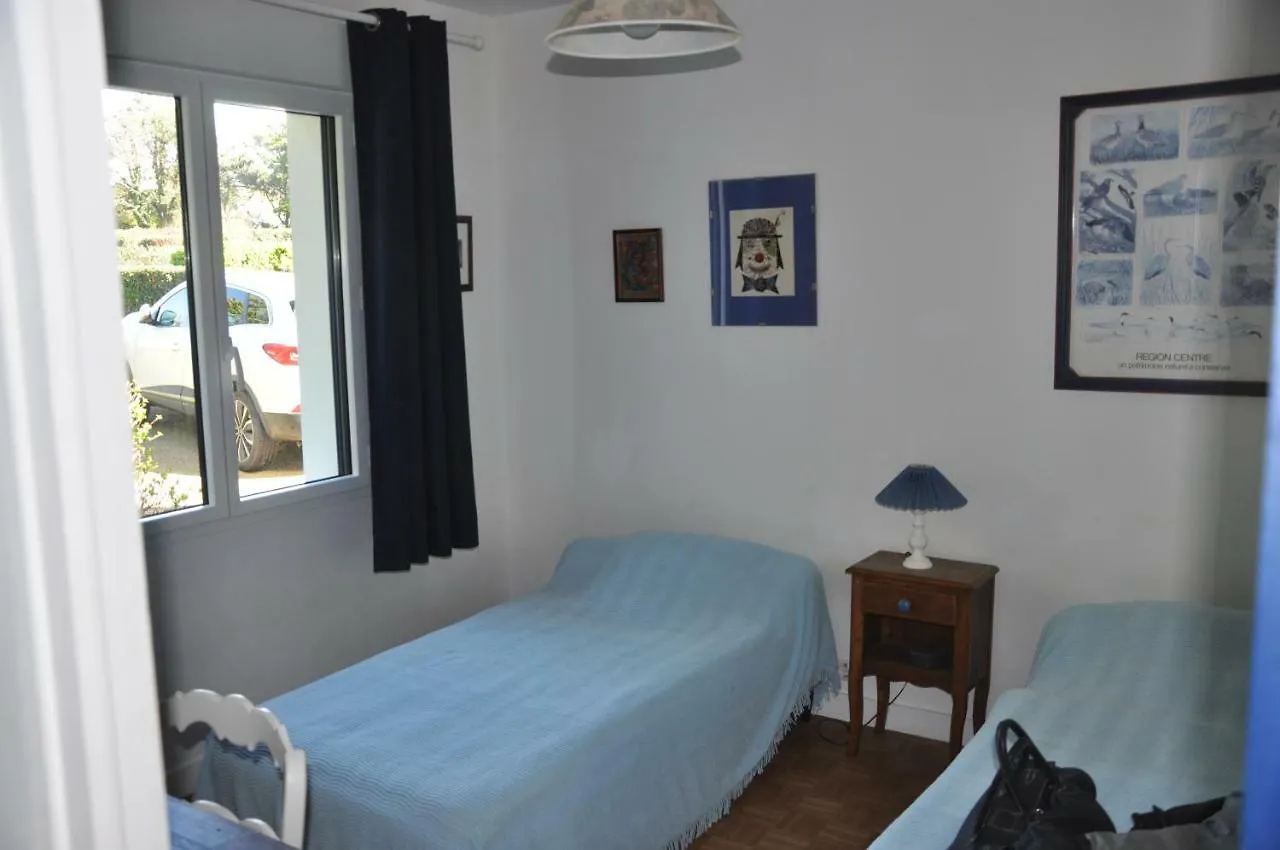 Maison De Vacances Au Bord De La Plage Trégunc 0*,  フランス